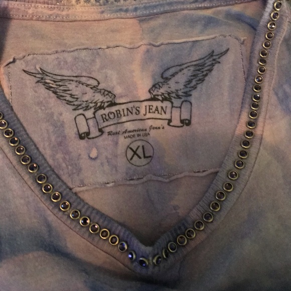 $SOLD$🔵 Robin’s Jean T-Shirt🔵🟣 - Picture 3 of 7